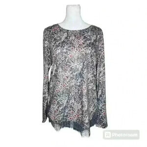 Lauren Conrad women's floral long sleeve tee with lace hem size small
